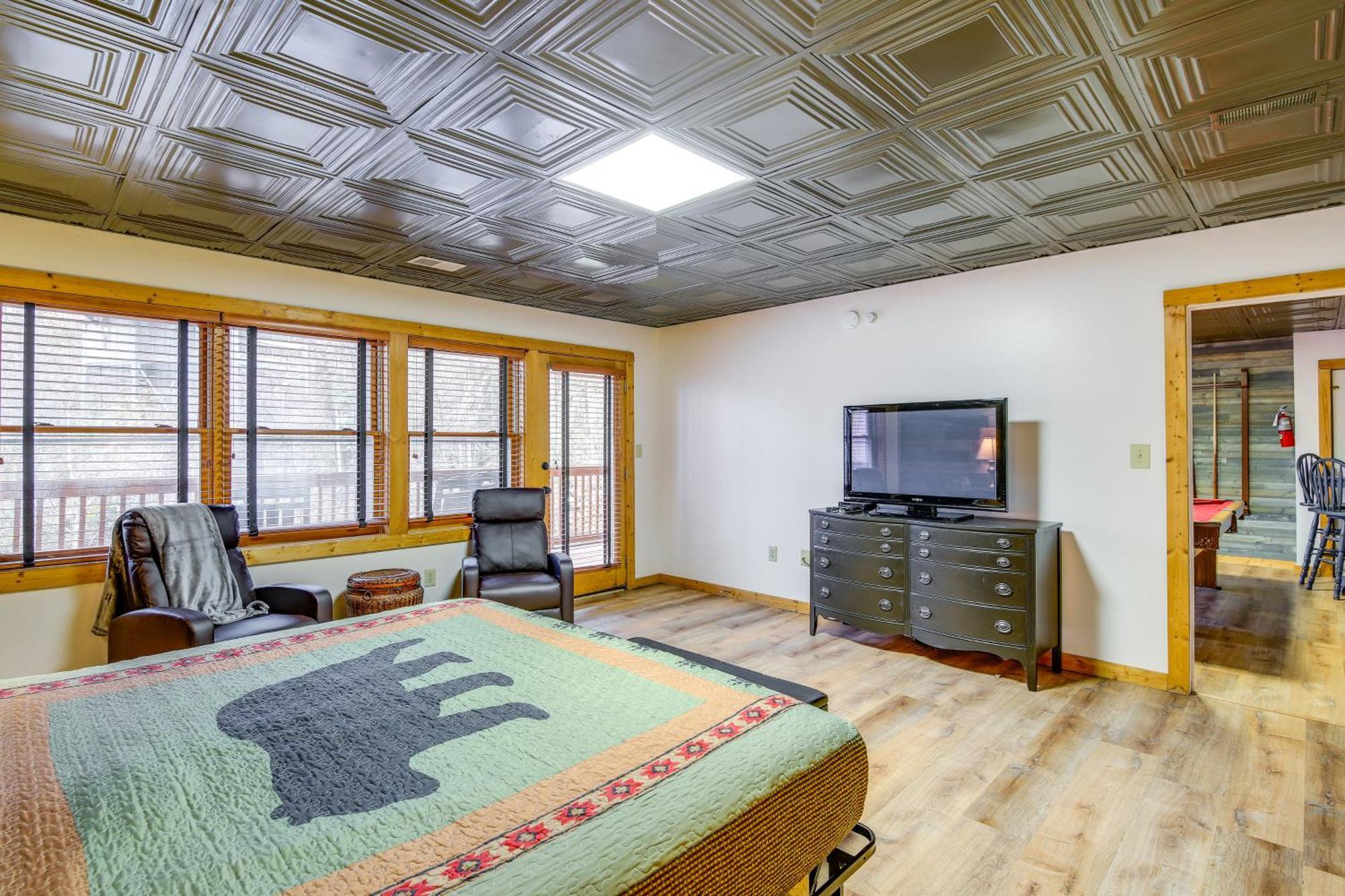 Pet-Friendly Gatlinburg Retreat With Hot Tub! Villa Ngoại thất bức ảnh