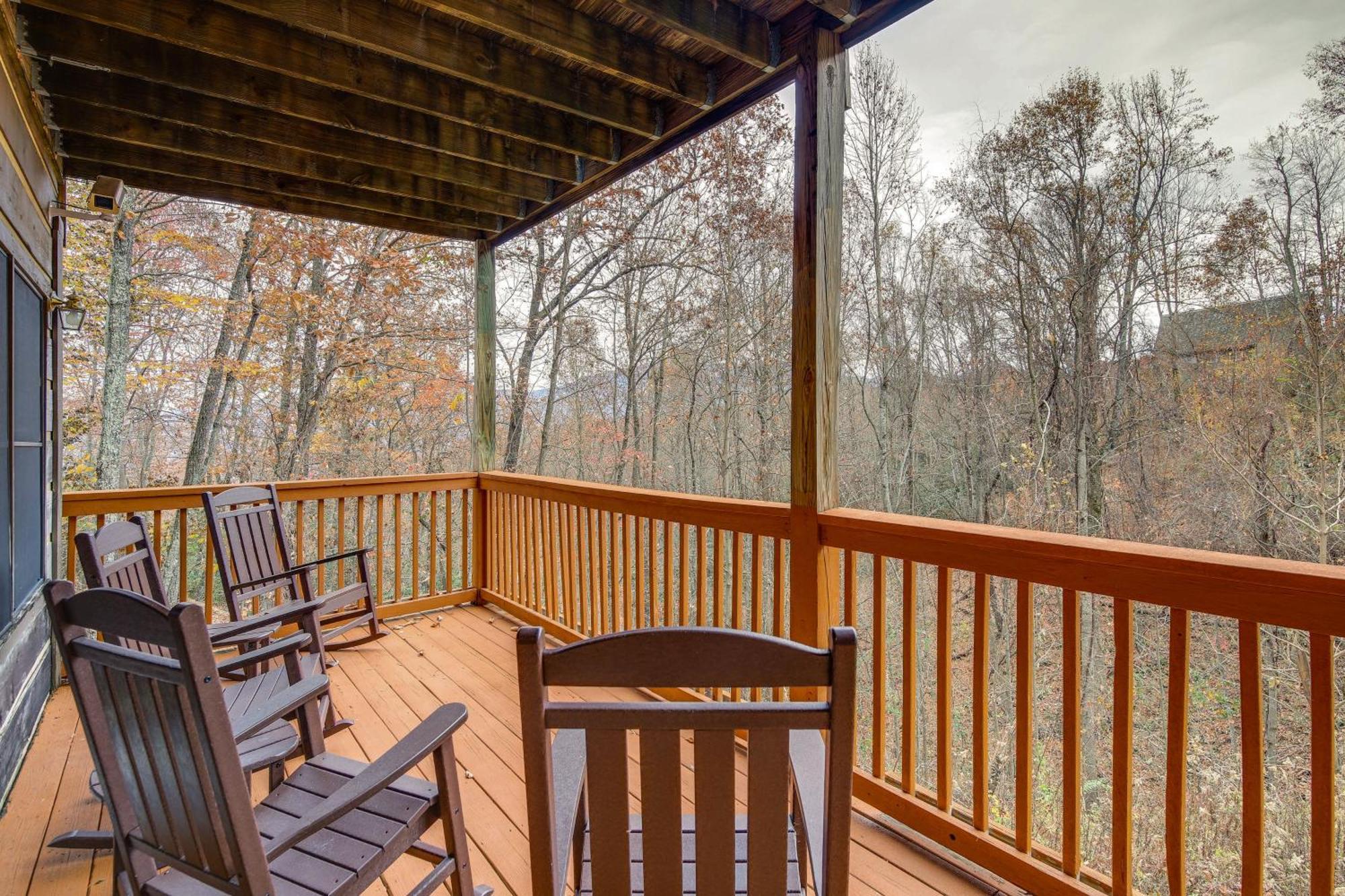 Pet-Friendly Gatlinburg Retreat With Hot Tub! Villa Ngoại thất bức ảnh