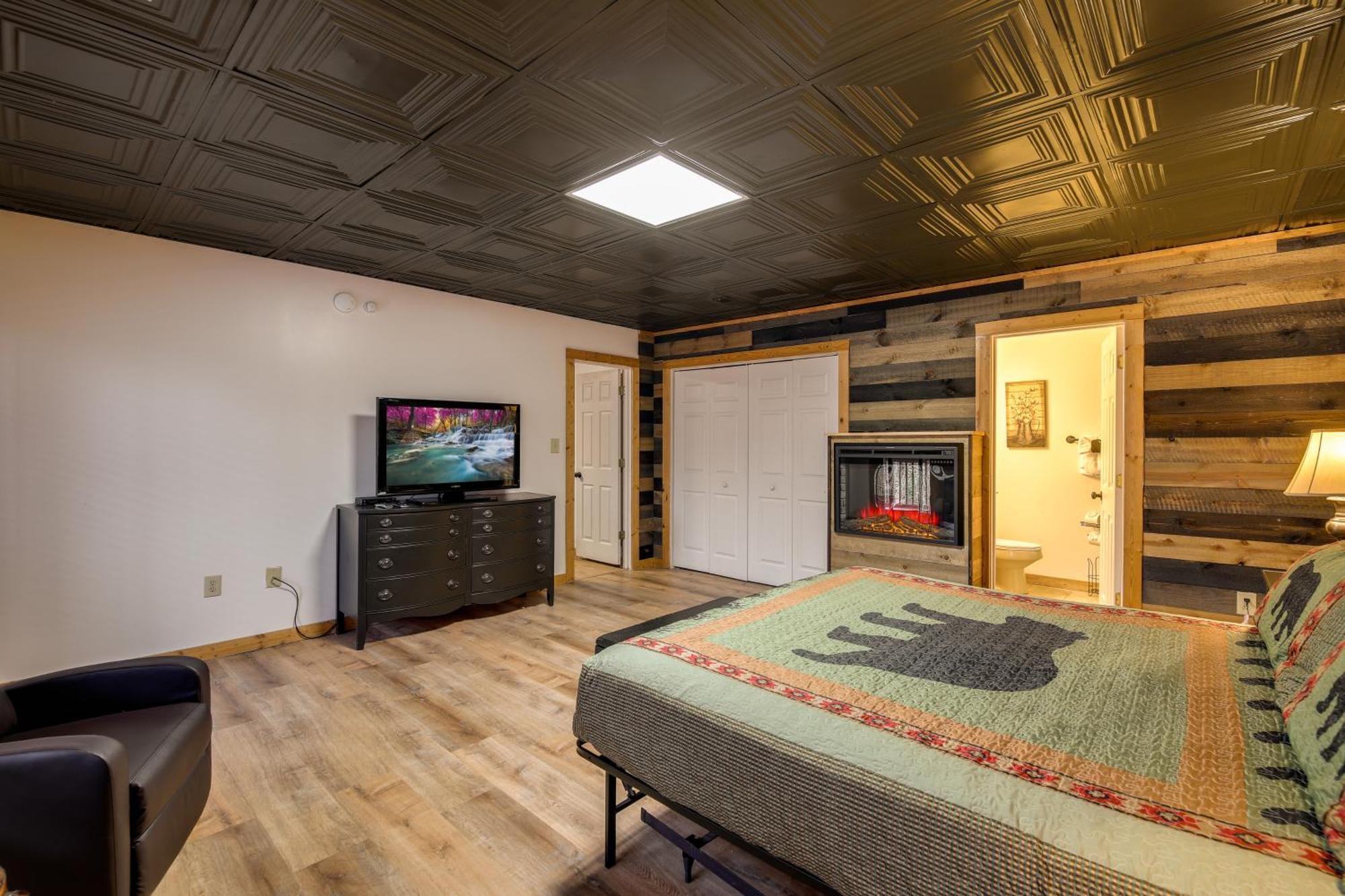 Pet-Friendly Gatlinburg Retreat With Hot Tub! Villa Ngoại thất bức ảnh