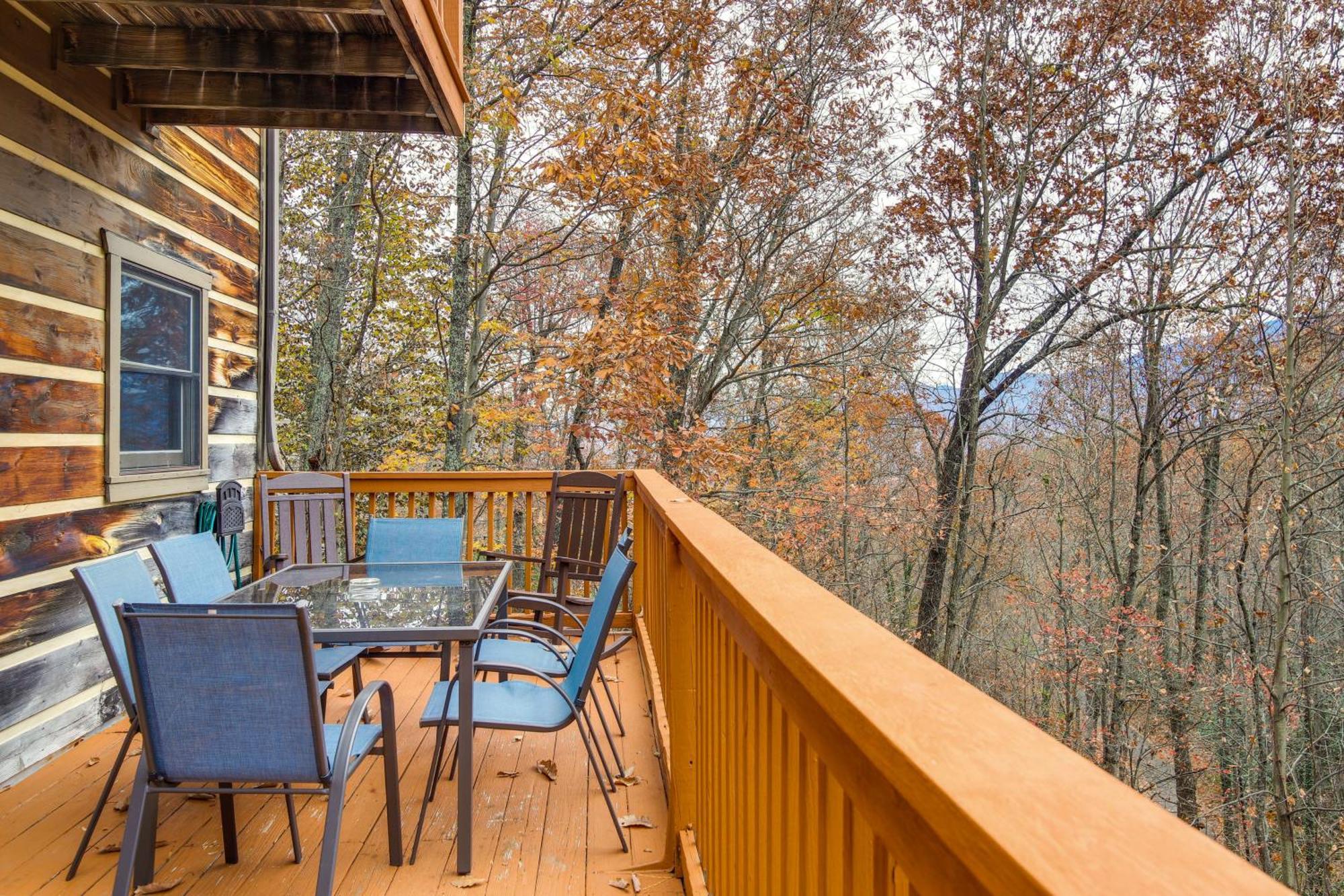 Pet-Friendly Gatlinburg Retreat With Hot Tub! Villa Ngoại thất bức ảnh