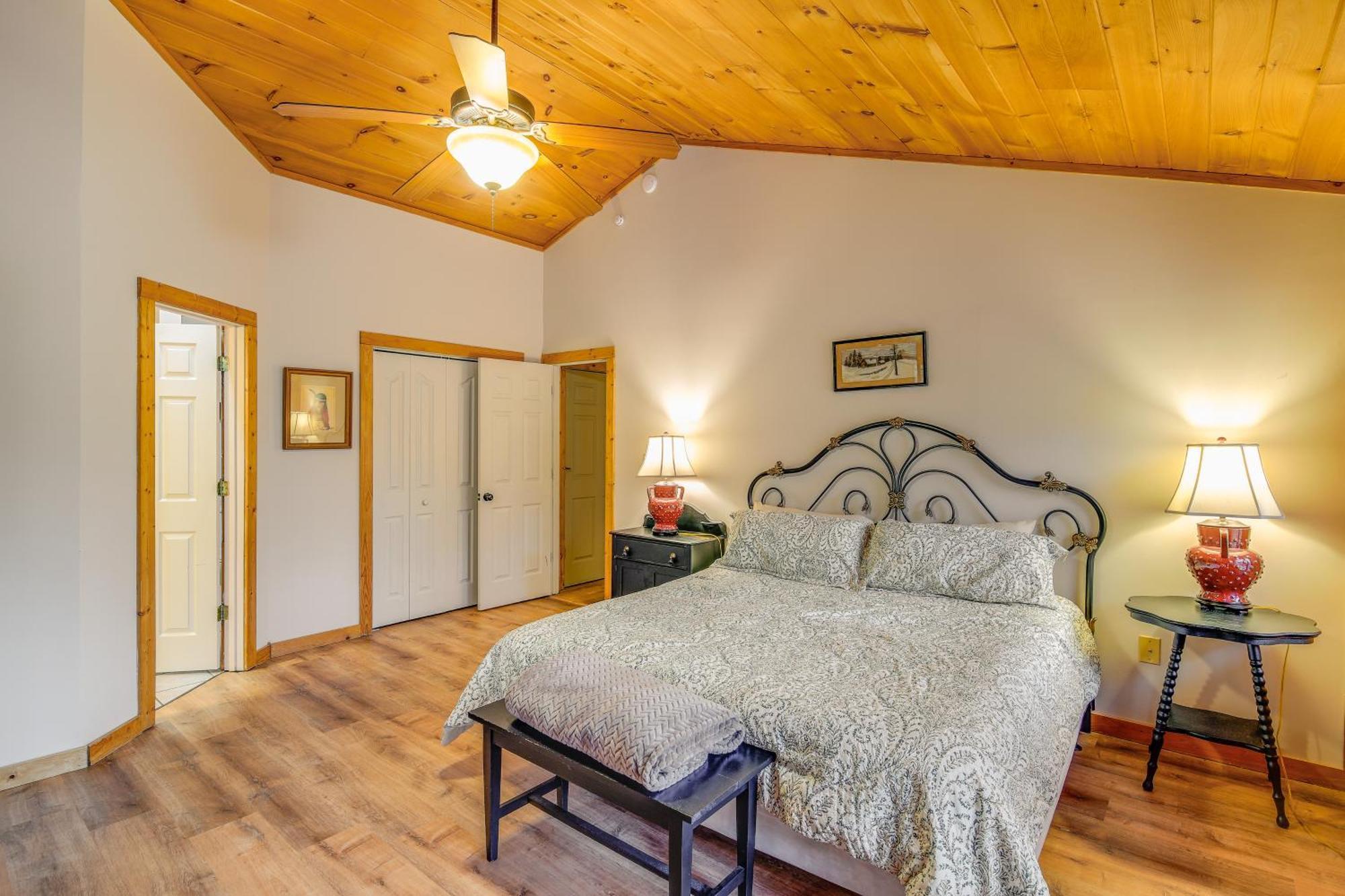 Pet-Friendly Gatlinburg Retreat With Hot Tub! Villa Ngoại thất bức ảnh
