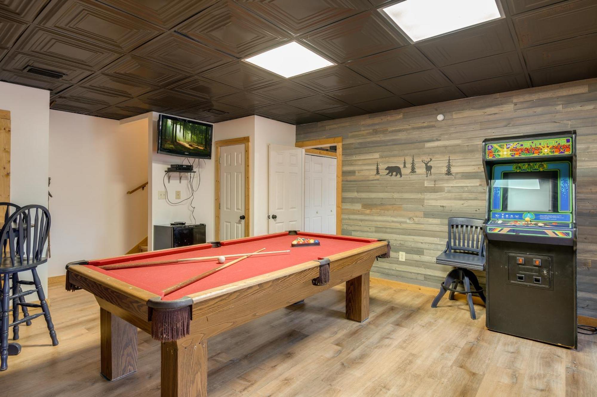 Pet-Friendly Gatlinburg Retreat With Hot Tub! Villa Ngoại thất bức ảnh